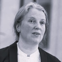 Dr Rebecca MacLeod